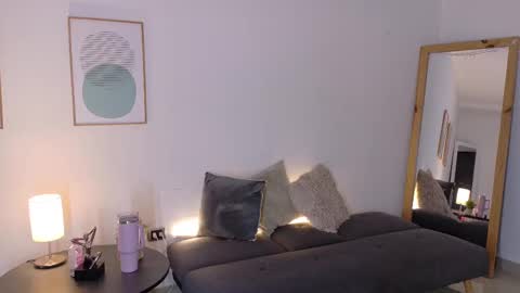 Sofi smith   online show from 10/03/25, 11:02