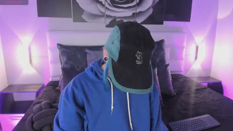 sofi_sp online show from 10/18/25, 11:33