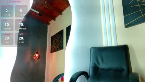 sofi_williams2 online show from 06/20/26, 06:33