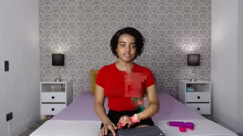 Sofi online show from 12/25/24, 04:43