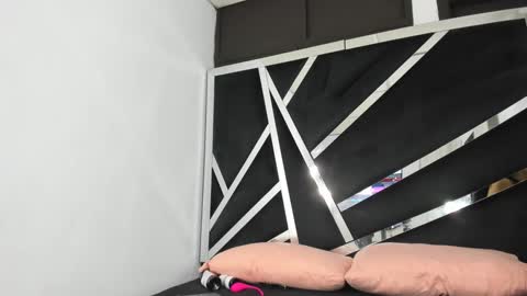 SOFIA online show from 03/10/25, 10:24