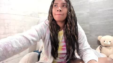 sofia86379 online show from 02/16/25, 05:26