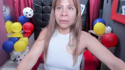 Miss Sofi online show from 06/25/26, 10:42