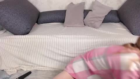 Snapshot of sofia_here chatting on 05/20/26, 12:06 Sofia here online show from 05/20/26, 12:06