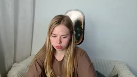 Snapshot of sofia_here chatting on 06/23/26, 11:58 Sofia here online show from 06/23/26, 11:58