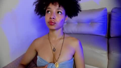 Snapshot of sofia_kay_ chatting on 05/23/26, 07:40 S O F I A online show from 05/23/26, 07:40