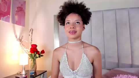 Snapshot of sofia_kay_ chatting on 07/23/26, 07:34 S O F I A online show from 07/23/26, 07:34