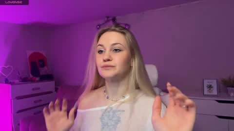 Sofia online show from 02/24/26, 03:26