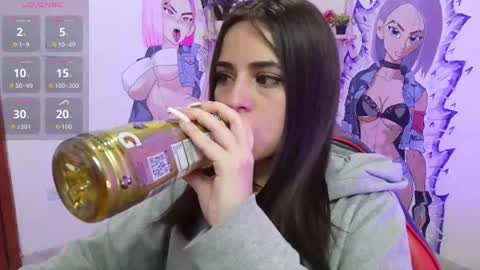 sofia_lara28 online show from 07/03/26, 12:22
