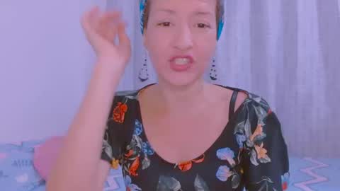 Snapshot of sofia_mark20 chatting on 01/11/25, 04:14 Sofia  online show from 01/11/25, 04:14
