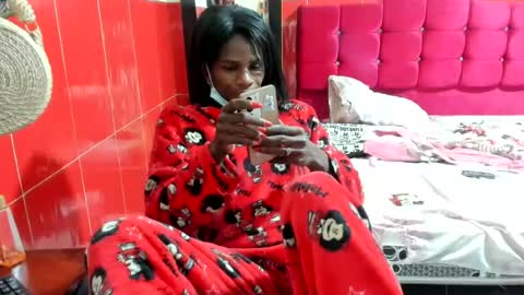 Snapshot of sofia_martinezv chatting on 07/15/26, 11:21 sofia_martinezv online show from 07/15/26, 11:21