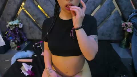 Snapshot of sofia_mirandaa chatting on 07/25/26, 04:26 sofia miranda online show from 07/25/26, 04:26