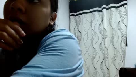 IG  online show from 10/26/25, 03:56