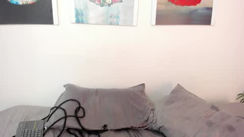 SOFIA online show from 01/27/25, 11:43