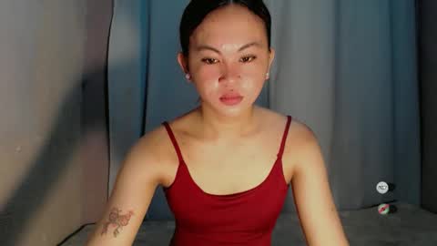 sofia_sweetheart18 online show from 06/02/26, 12:34