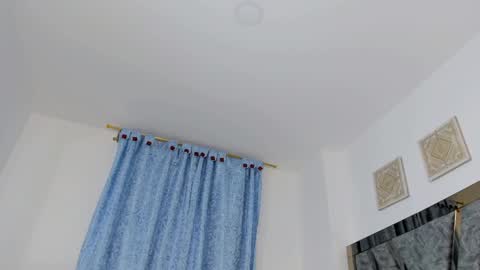 laura online show from 02/23/25, 06:17