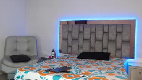 sofia_velez26 online show from 06/20/26, 11:51