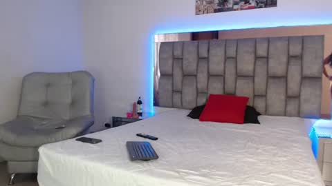 sofia_velez26 online show from 06/28/26, 08:15