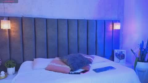 Sofi online show from 12/14/25, 11:37