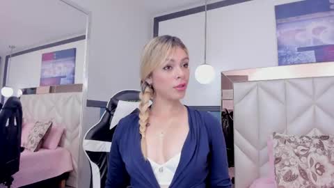 Sofia online show from 04/19/26, 07:16