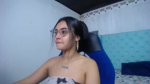 Sofia online show from 10/21/25, 12:39