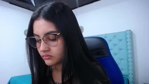 Sofia online show from 02/05/26, 10:53