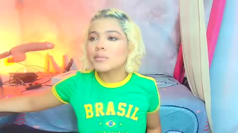 Snapshot of sofiacastillo01 chatting on 07/20/26, 01:35 sofiacastillo01 online show from 07/20/26, 01:35