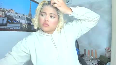 Snapshot of sofiacastillo01 chatting on 07/28/26, 06:20 sofiacastillo01 online show from 07/28/26, 06:20
