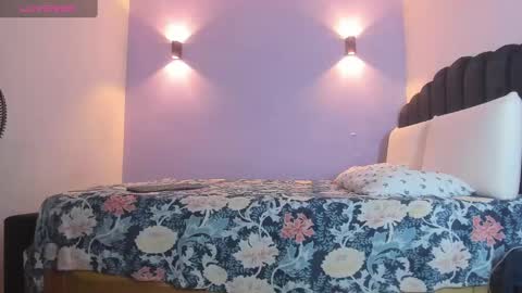 Sofia online show from 01/04/25, 05:37