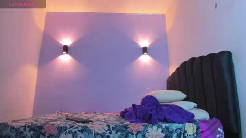 Sofia online show from 01/09/25, 04:41