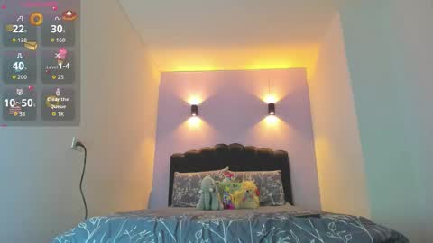 Sofia online show from 09/30/25, 05:34