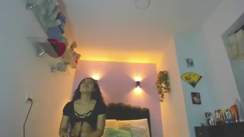 Snapshot of sofiaclaus_19 chatting on 06/27/26, 05:23 Sofia online show from 06/27/26, 05:23