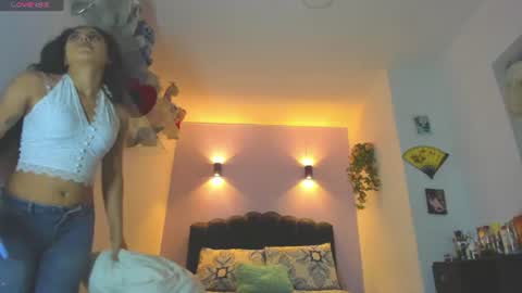 Snapshot of sofiaclaus_19 chatting on 06/29/26, 05:03 Sofia online show from 06/29/26, 05:03