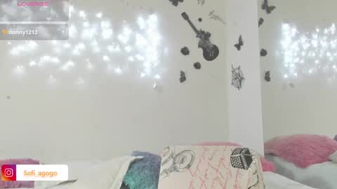 Snapshot of sofiacruz16 chatting on 02/05/25, 10:19 sofiacruz16 online show from 02/05/25, 10:19