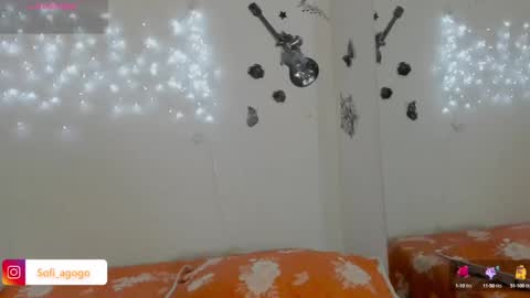 Snapshot of sofiacruz16 chatting on 03/08/25, 05:49 sofiacruz16 online show from 03/08/25, 05:49