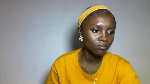 sofia online show from 02/17/26, 03:08