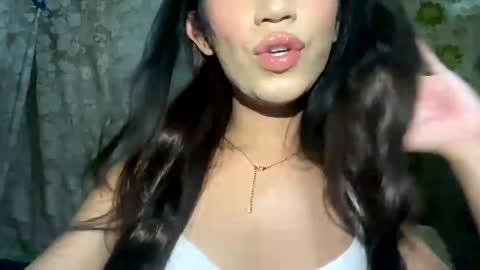 Snapshot of sofiajules chatting on 09/14/25, 02:38 VixenVibe online show from 09/14/25, 02:38