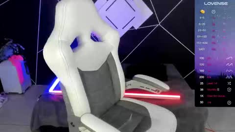 Snapshot of sofiakey chatting on 12/24/24, 05:16 sofia online show from 12/24/24, 05:16