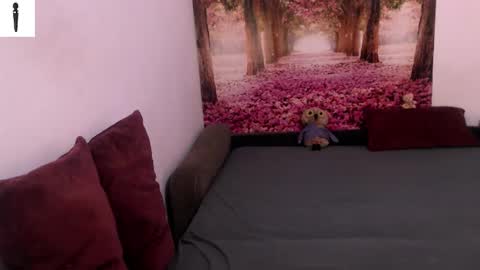 sofialiub online show from 12/17/24, 09:38