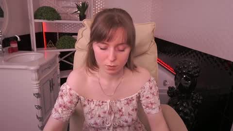 SofiaLuxuryy online show from 04/03/26, 03:32