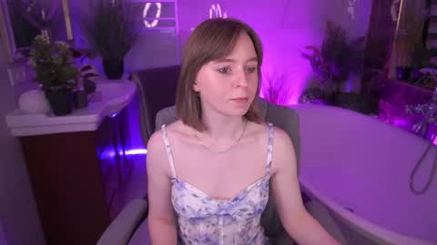 SofiaLuxuryy online show from 04/19/26, 06:10