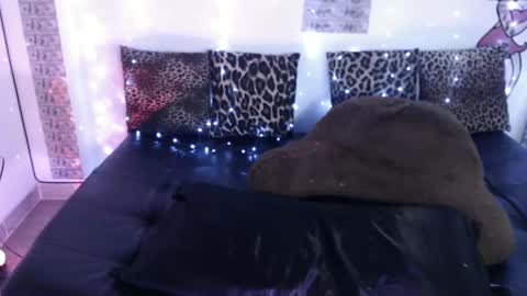 SOFIA NIX online show from 02/16/25, 05:37