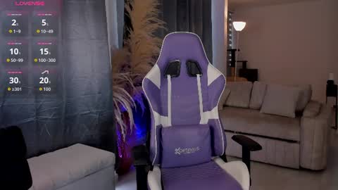 sofia wiliam   online show from 06/20/26, 09:39