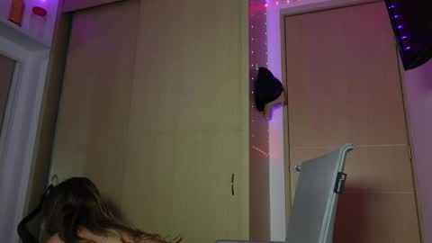 Snapshot of sofiax5 chatting on 09/11/25, 02:33 Sofi online show from 09/11/25, 02:33