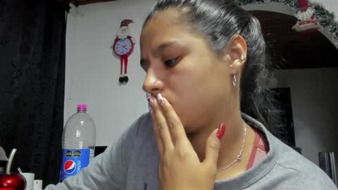 Danna Sofia online show from 12/10/24, 11:51