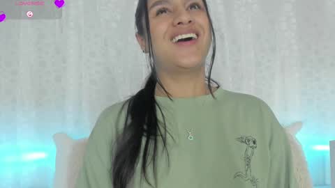 Danna Sofia online show from 03/11/25, 04:32