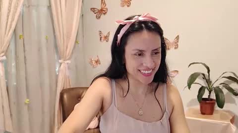 Sofi Bella online show from 10/14/25, 03:35