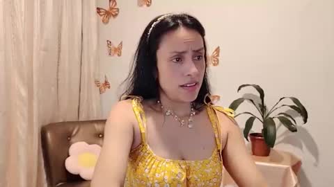 Sofi Bella online show from 10/20/25, 03:56