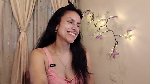 Sofi Bella online show from 04/17/26, 07:17