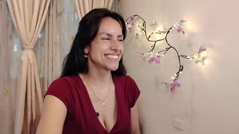 Sofi Bella online show from 05/16/26, 07:45